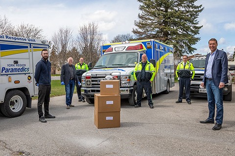 NewMakeIt makes donation
