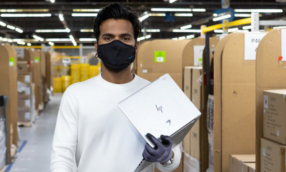 Amazon Shipping Warehouse
