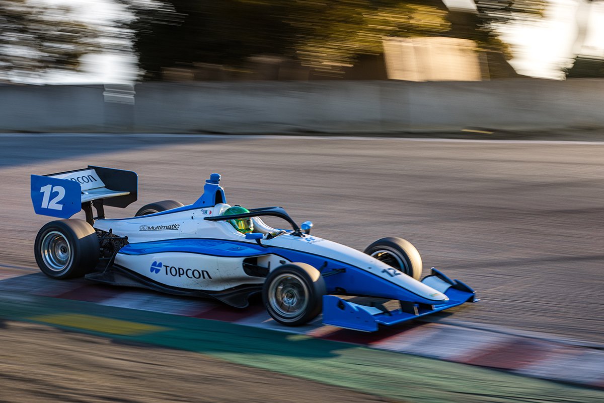 https://www.yorklink.ca/wp-content/uploads/2022/02/Multimatic_Indy-Lights.jpg