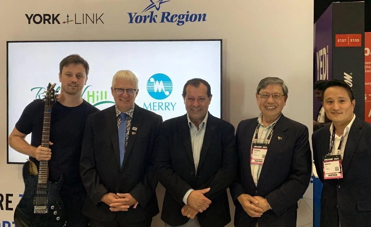 Chris Prendergast, CEO of Jamstack Inc. (a client of Merry Electronics), Mayor David West, Bill Burrows, general manager of Merry Electronics, Deputy Mayor Godwin Chan, and Marco Mo, director of corporate sales for Canada Computers. - City of Richmond Hill photo