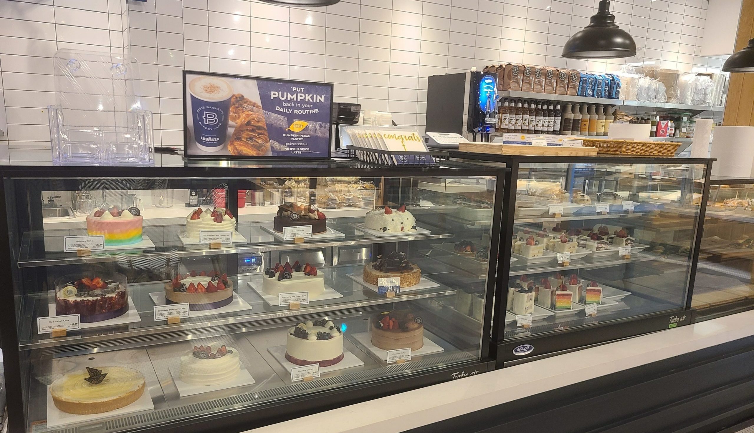Counter displaying cakes in Paris Baguette Cafe
